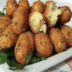 Esse bolinho de bacalhau tradicional ficou crocante e leve — igual aos da padaria!