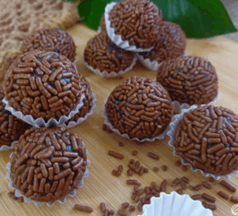 Brigadeiros Caseiros Gourmet: 3 Ingredientes e Sabor de Festa