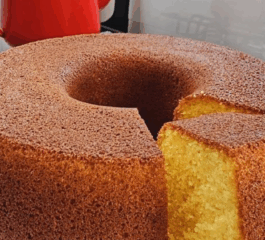 Bolo de Laranja com Casca: Fofinho, Perfumado e Muito Simples de Fazer