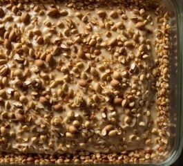 Bombom de Paçoca na Travessa: Receita Fácil, Cremosa e com Versões Fitness, Low Carb e Sem Glúten